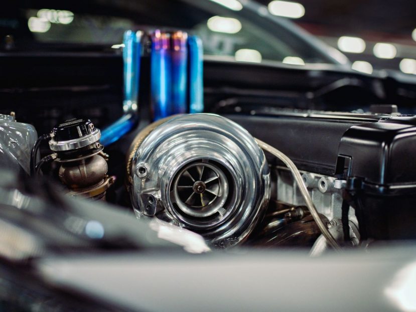 villanymotor autóban